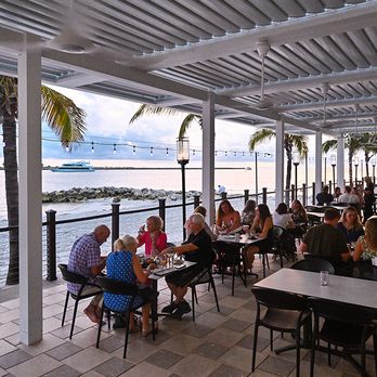 Cove Kitchen + Bar - Salad Near Me - Clearwater Beach, Florida
