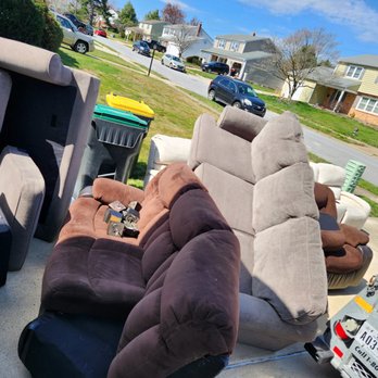 Liberto Mini Storage - Owner tried saying I didn't have any mice or damages....like what!!!! thousands of dollars in furniture from Jonny Janosik, Ashley etc. - Self Storage Near Me - Dover, Delaware Liberto Mini Storage - Owner tried saying I didn't have any mice or damages....like what!!!! thousands of dollars in furniture from Jonny Janosik, Ashley etc. - Self Storage Near Me - Dover, Delaware