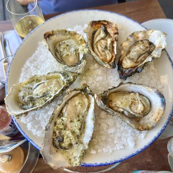 Hog Island Oyster Co - Grilled oysters - Seafood Near Me - Napa, California Hog Island Oyster Co - Grilled oysters - Seafood Near Me - Napa, California