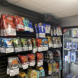 King Vape & Tobacco