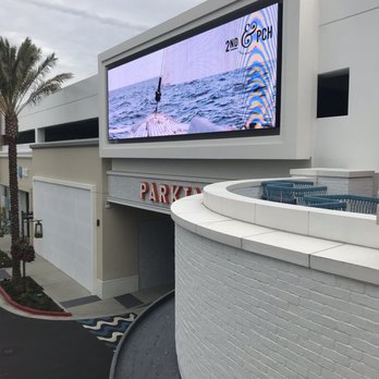 2ND & PCH - Shopping Centers Near Me - Long Beach, California