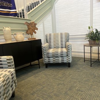 Lorien Bel Air - Waiting area - Assisted Living Facilities Near Me - Bel Air, Maryland Lorien Bel Air - Waiting area - Assisted Living Facilities Near Me - Bel Air, Maryland