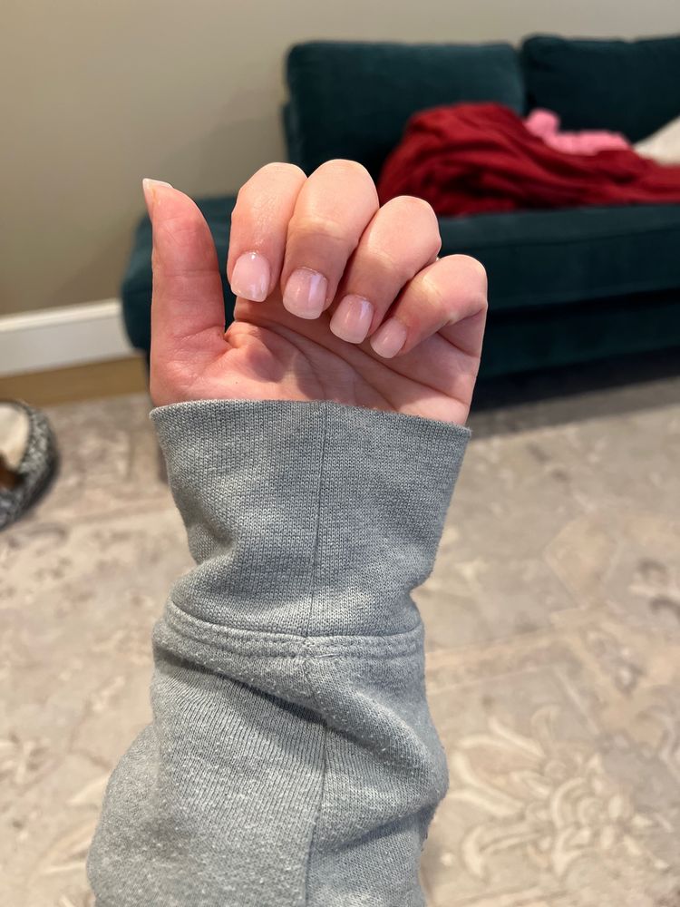 Hollywood Nails & Spa Logo
