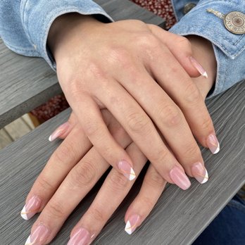 Pearl Nails - So simple but it's so cute!! Got it done within an hour. There isn't anything else that I could ask for!!! Thank you Tevin. - Nail Salons Near Me - Lacey, Washington