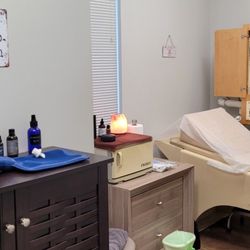 Healing Frequency Center - Colonic Room 1