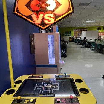 Carolina Bowling Center - Bowling Near Me - Carolina, Puerto Rico