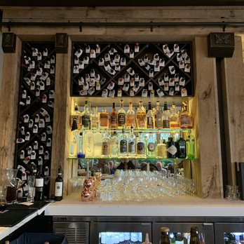Carmine's - Italian Near Me - Bellevue, Washington