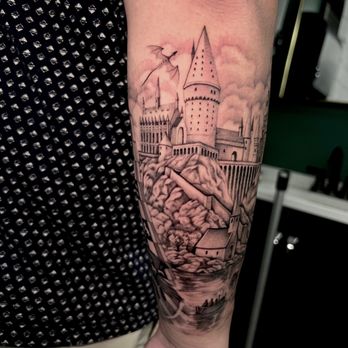 Ivy Room Tattoo - Tattoo Near Me - Laguna Hills, California Ivy Room Tattoo - Tattoo Near Me - Laguna Hills, California