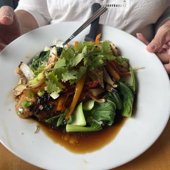 Simply Vietnamese - Bass fish in ginger sauce - Vietnamese Near Me - Tenafly, New Jersey