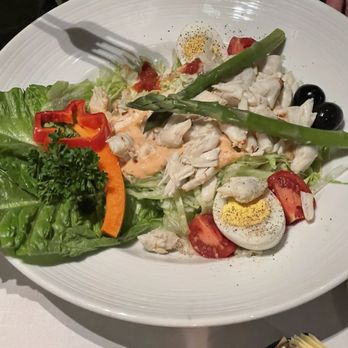 Dal Rae Restaurant - Crab Louis salad - Steakhouses Near Me - Pico Rivera, California