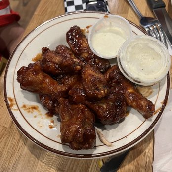 33 Brick Street - BBQ Wings - Burgers Near Me - French Lick, Indiana 33 Brick Street - BBQ Wings - Burgers Near Me - French Lick, Indiana