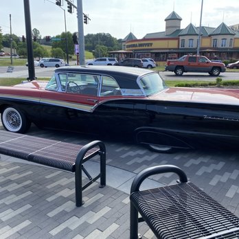 Sunliner Diner - Diners Near Me - Pigeon Forge, Tennessee Sunliner Diner - Diners Near Me - Pigeon Forge, Tennessee