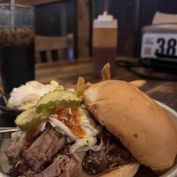 Edley's Bar-B-Que - Barbeque Near Me - Nashville, Tennessee Edley's Bar-B-Que - Barbeque Near Me - Nashville, Tennessee