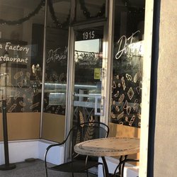 Di Farina Pasta - Front of restaurant