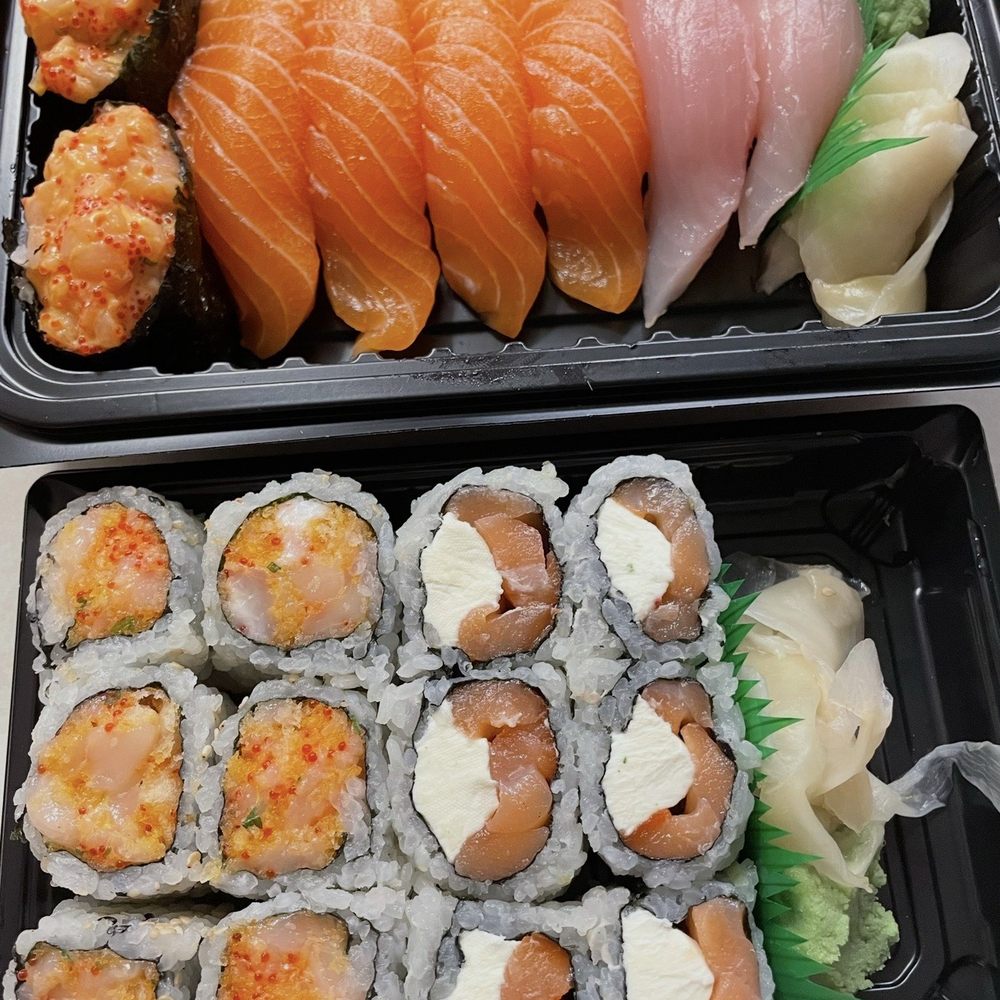 Fontana Sushi - Sushi Bars Near Me - Centennial, Colorado