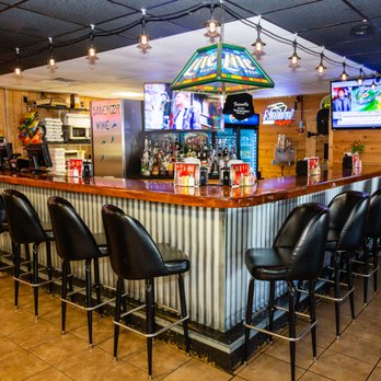 Friendly Bar & Grill - Friendly Bar & Package - American Near Me - Decatur, Illinois