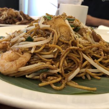 Ipoh Kopitiam - Shrimp yellow noodles ( different angle) - Malaysian Near Me - Alhambra, California