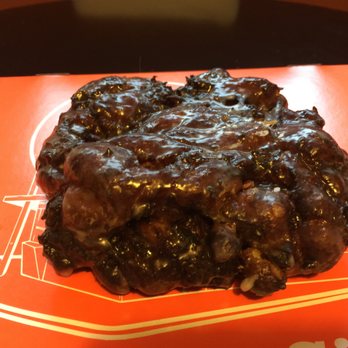 Randy's Donuts - Apple Fritter - Donuts Near Me - Pasadena, California Randy's Donuts - Apple Fritter - Donuts Near Me - Pasadena, California