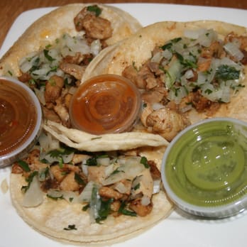 Abiertos - spicy chicken mini tacos! - Mexican Near Me - Salem, Oregon