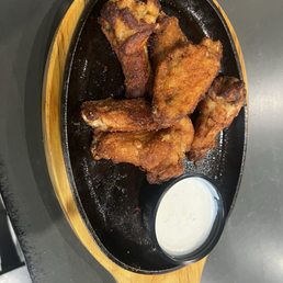 Seasoned chicken wings Seasoned chicken wings