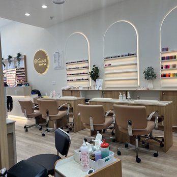 Dream Bell Nails & Spa - Manicure stations - Nail Salons Near Me - New York, New York