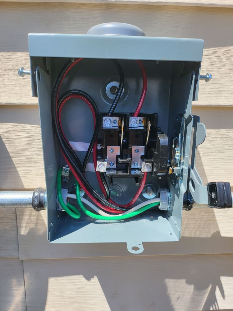 Slide of Ezlectric