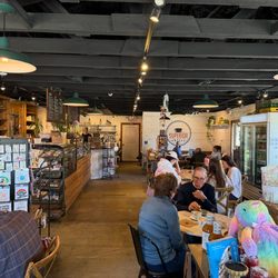 Low Country Cider -  Island - Interior of the restaurant