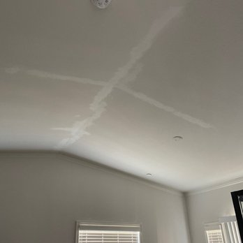Ma Williams Manufactured Homes - The ceiling in the family room - Mobile Home Dealers Near Me - Hemet, California Ma Williams Manufactured Homes - The ceiling in the family room - Mobile Home Dealers Near Me - Hemet, California