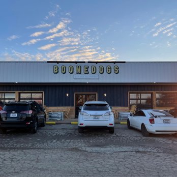 Boonedogs - the outside of a building with cars parked in front of it - Hot Dogs Near Me - Lexington, Kentucky Boonedogs - the outside of a building with cars parked in front of it - Hot Dogs Near Me - Lexington, Kentucky