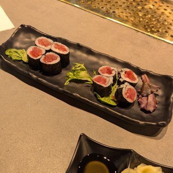 Yuzu Sushi & Bar - Tekka Maki Hosomaki (Tuna thin roll) - Sushi Bars Near Me - Reno, Nevada Yuzu Sushi & Bar - Tekka Maki Hosomaki (Tuna thin roll) - Sushi Bars Near Me - Reno, Nevada