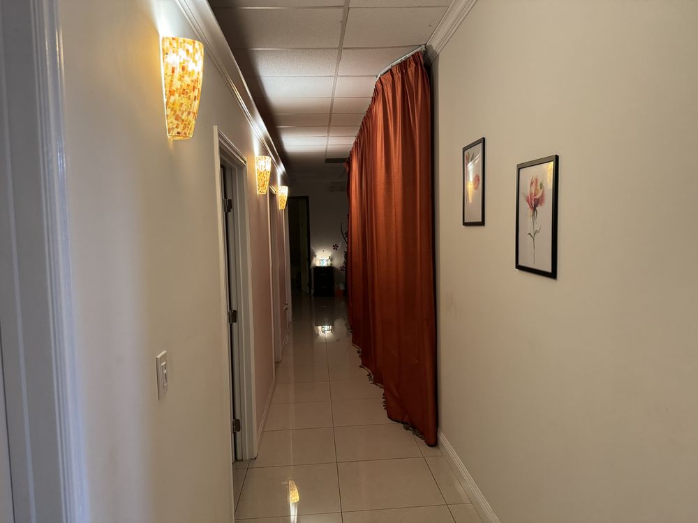 Chinese Happy Feet Foot Massage & Reflexology-Torrance Logo