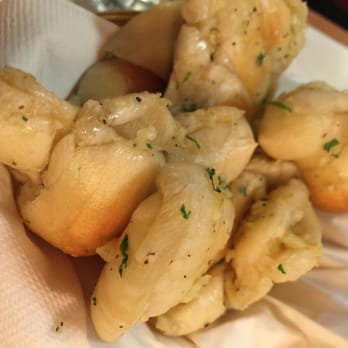 Bravo Restaurant - Unlimited bread starters or Bravo Garlic Rolls. Yum!! - Italian Near Me - Aiea, Hawaii