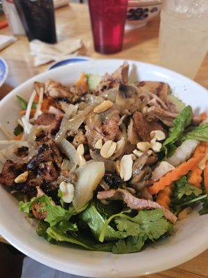 Thuy's Noodle Shop by null