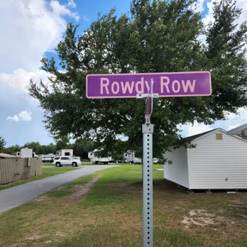 Ocala Sun RV Resort - cute road sign names - Campgrounds Near Me - Ocala, Florida