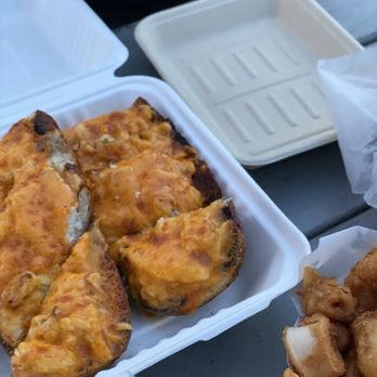Barbara's Fishtrap - Cheesy Crab garlic bread - Seafood Near Me - Half Moon Bay, California