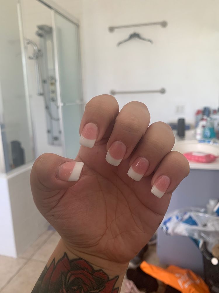 BRUSHES SALON 15007 Creosote Rd, Gulfport, Mississippi Hair Salons