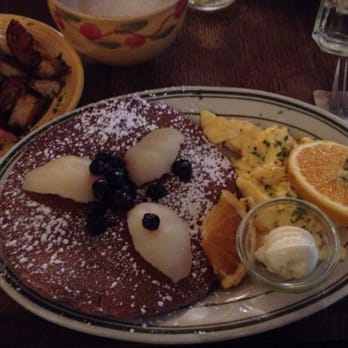 La Note - Lemon gingerbread pancake with poached pears, scrambled eggs and side of home fries! - French Near Me - Berkeley, California La Note - Lemon gingerbread pancake with poached pears, scrambled eggs and side of home fries! - French Near Me - Berkeley, California
