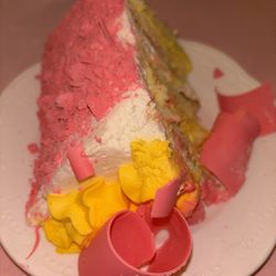 Madonna Inn - Pink Champagne Cake