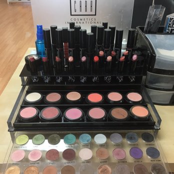 Studio CARA - So many pretty colors - Makeup Artists Near Me - Maitland, Florida