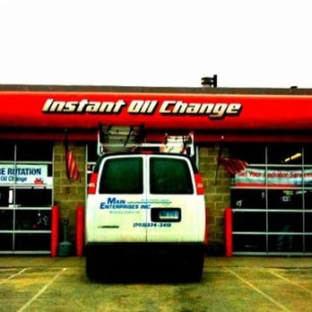 Valvoline Instant Oil Change - Oil Change Stations Near Me - Bridgeport, Connecticut Valvoline Instant Oil Change - Oil Change Stations Near Me - Bridgeport, Connecticut