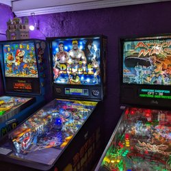 DawnStar Video Games - Super Mario Bros, Royal Rumble, and Attack from Mars pinball