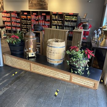 Lion Cafe and General Store - Coffee & Tea Near Me - Honolulu, Hawaii Lion Cafe and General Store - Coffee & Tea Near Me - Honolulu, Hawaii