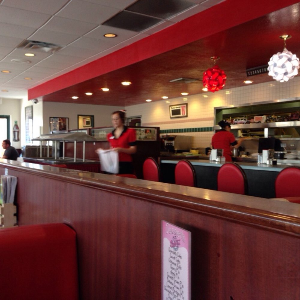 Peggy Sue's - Grill and bar seating. - Diners Near Me - Mesquite, Nevada Peggy Sue's - Grill and bar seating. - Diners Near Me - Mesquite, Nevada