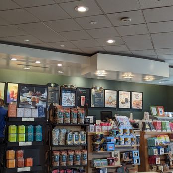 Barnes and Noble - Bookstores Near Me - Livingston, New Jersey