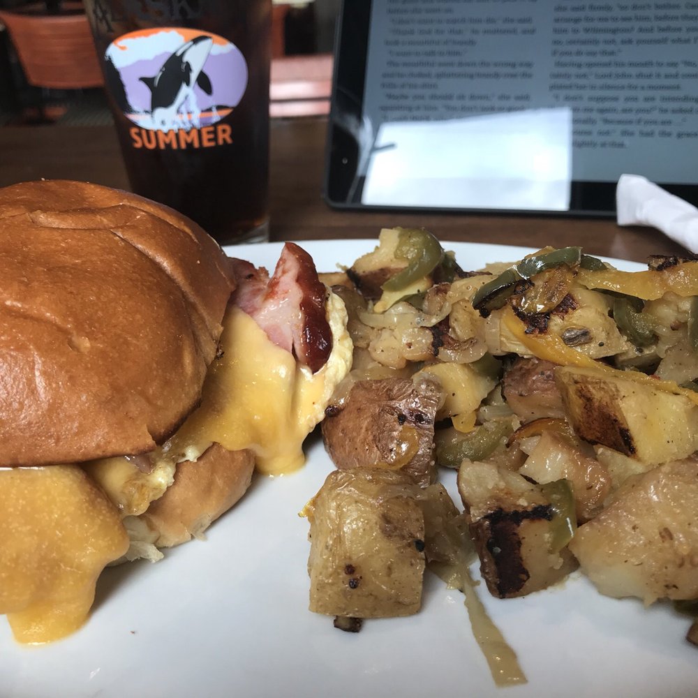 Bayview Pub - New American Near Me - Sitka, Alaska