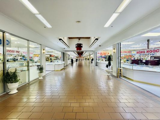 Asian Garden Mall by null