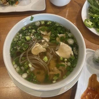 Basil Leaf Vietnamese Restaurant - pho chicken - Vietnamese Near Me - Albuquerque, New Mexico