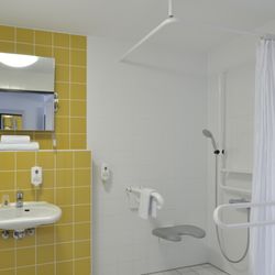 B&B Hotel Mainz-Hechtsheim - Barrierefreies Bad