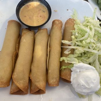 Kelly's at the Village - Chicken Flautas - American Near Me - Allen, Texas