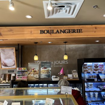 Tous Les Jours - Cakes - Coffee & Tea Near Me - Schaumburg, Illinois